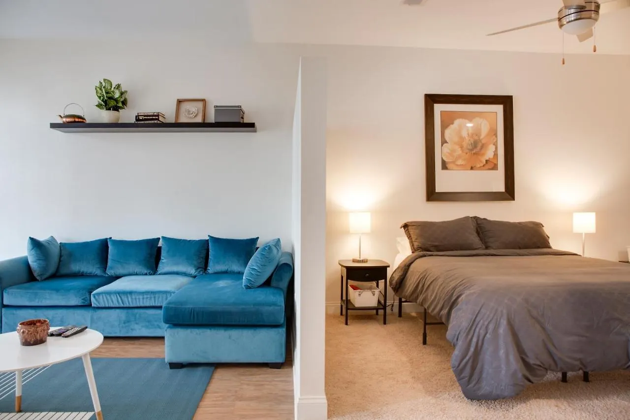 Studio And 1Br Apts By Frontdesk Apartment Charlotte