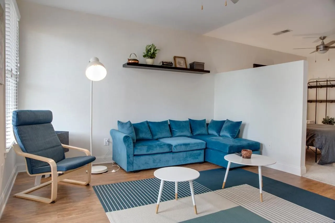 Studio And 1Br Apts By Frontdesk Apartment Charlotte United States
