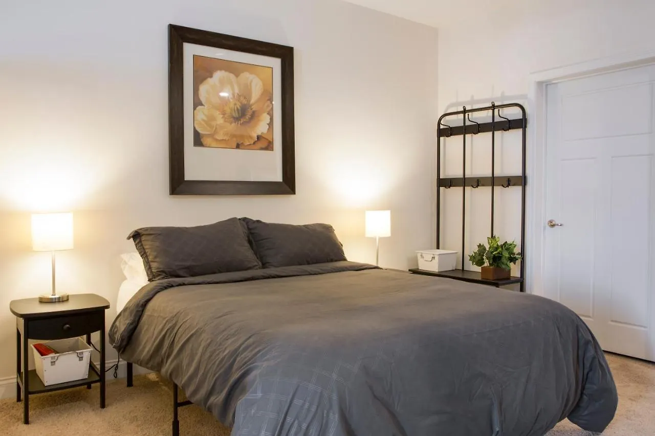Studio And 1Br Apts By Frontdesk Apartment Charlotte 0*,  United States