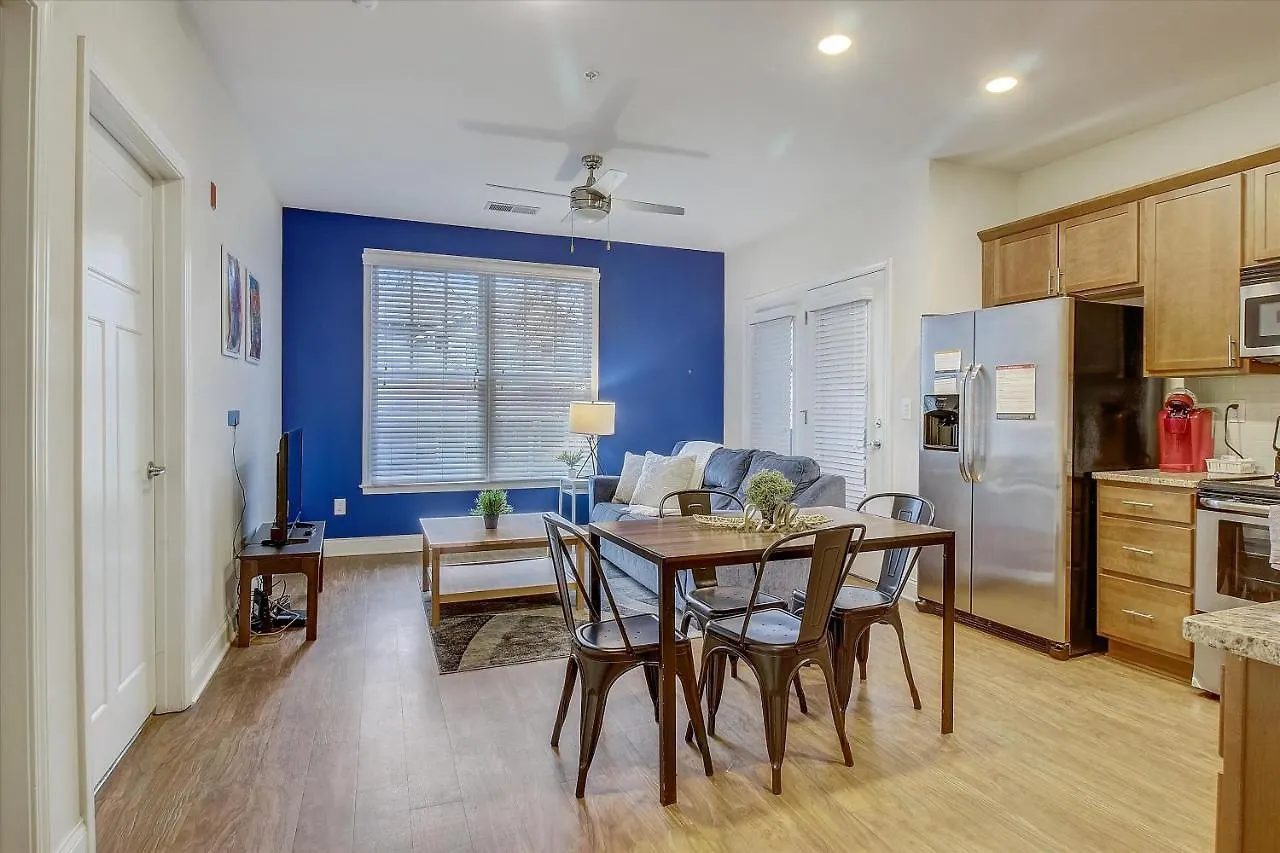 Studio And 1Br Apts By Frontdesk Apartment Charlotte