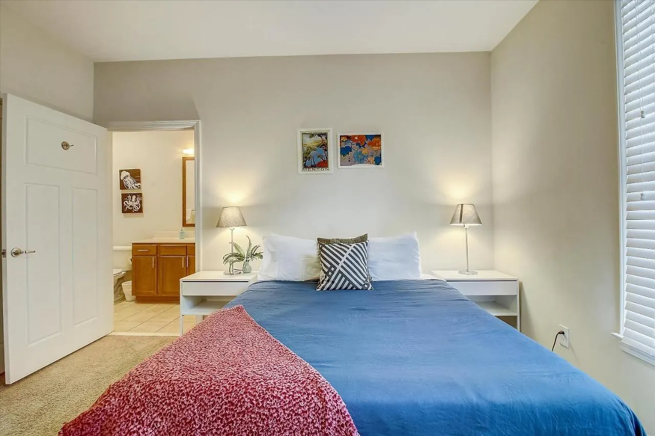 Studio And 1Br Apts By Frontdesk Apartment Charlotte United States