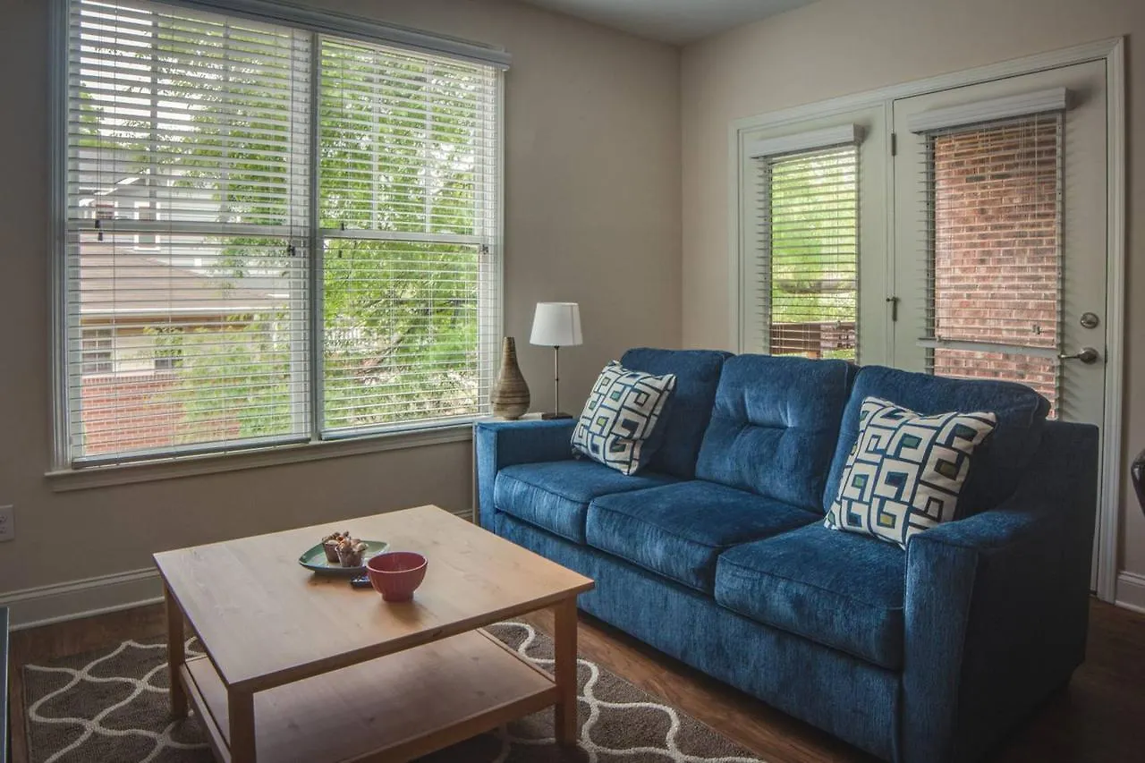 Studio And 1Br Apts By Frontdesk Apartment Charlotte